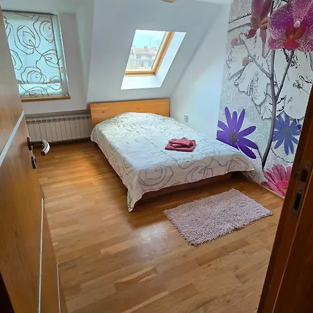 арт мезонет под тепето Appartement