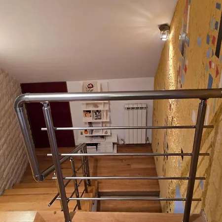 Appartement арт мезонет под тепето *